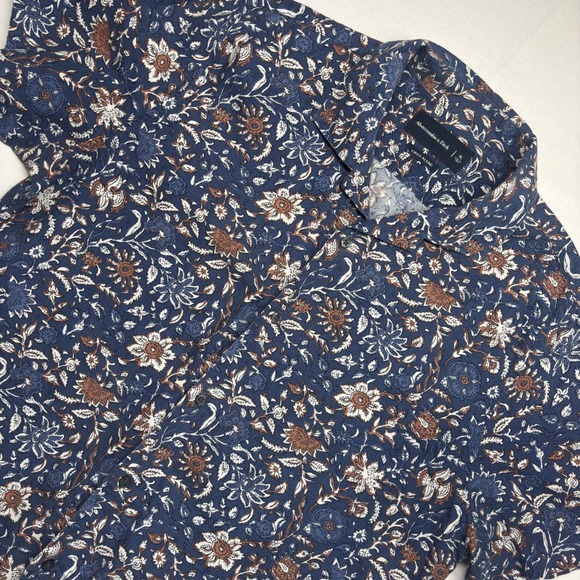 Abercrombie & Fitch Other - Abercrombie & Fitch Mens XL Blue Floral Linen Blend Short Sleeve Button Up Shirt